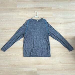 Lululemon grey long sleeve!